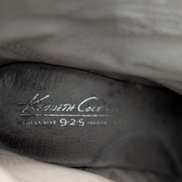 Kenneth Cole Women's (Size 6M) Black Leather Lace-Up Boots With Block Heel - Picture 7 of 16